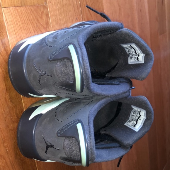 Air Jordan 6 - Picture 2 of 5
